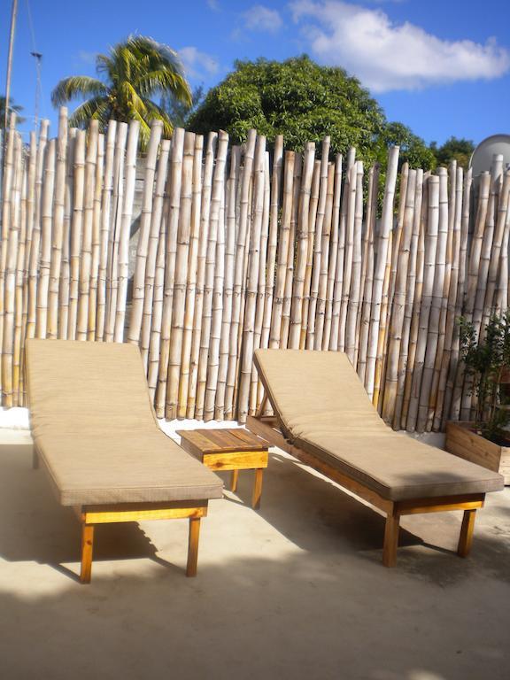 Guest House Chez Jacques Tamarin Exterior photo